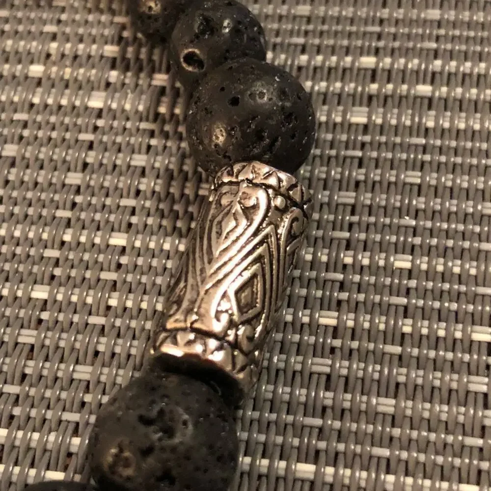 Men’s Black & Silver Volcano Rock Beaded Bracelet - Picture 5 of 6